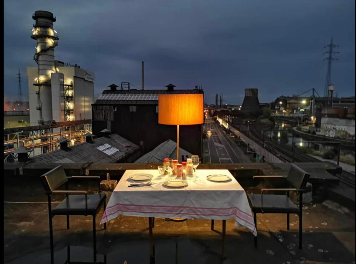 Ghostel 1St - Aventure Alternative - Guest House - Arts-Factory-Experience - For Artists, Makers And Open Minds - Attention, We Are Not A Hotel And Are Not Adapted For Everybody - Read Host Warnings Before Reservation - Www,Providence,Be Asbl Charleroi Kültér fotó