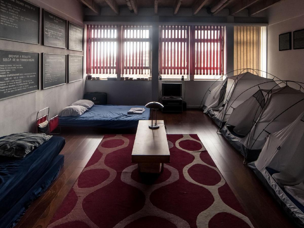 Ghostel 1St - Aventure Alternative - Guest House - Arts-Factory-Experience - For Artists, Makers And Open Minds - Attention, We Are Not A Hotel And Are Not Adapted For Everybody - Read Host Warnings Before Reservation - Www,Providence,Be Asbl Charleroi Kültér fotó