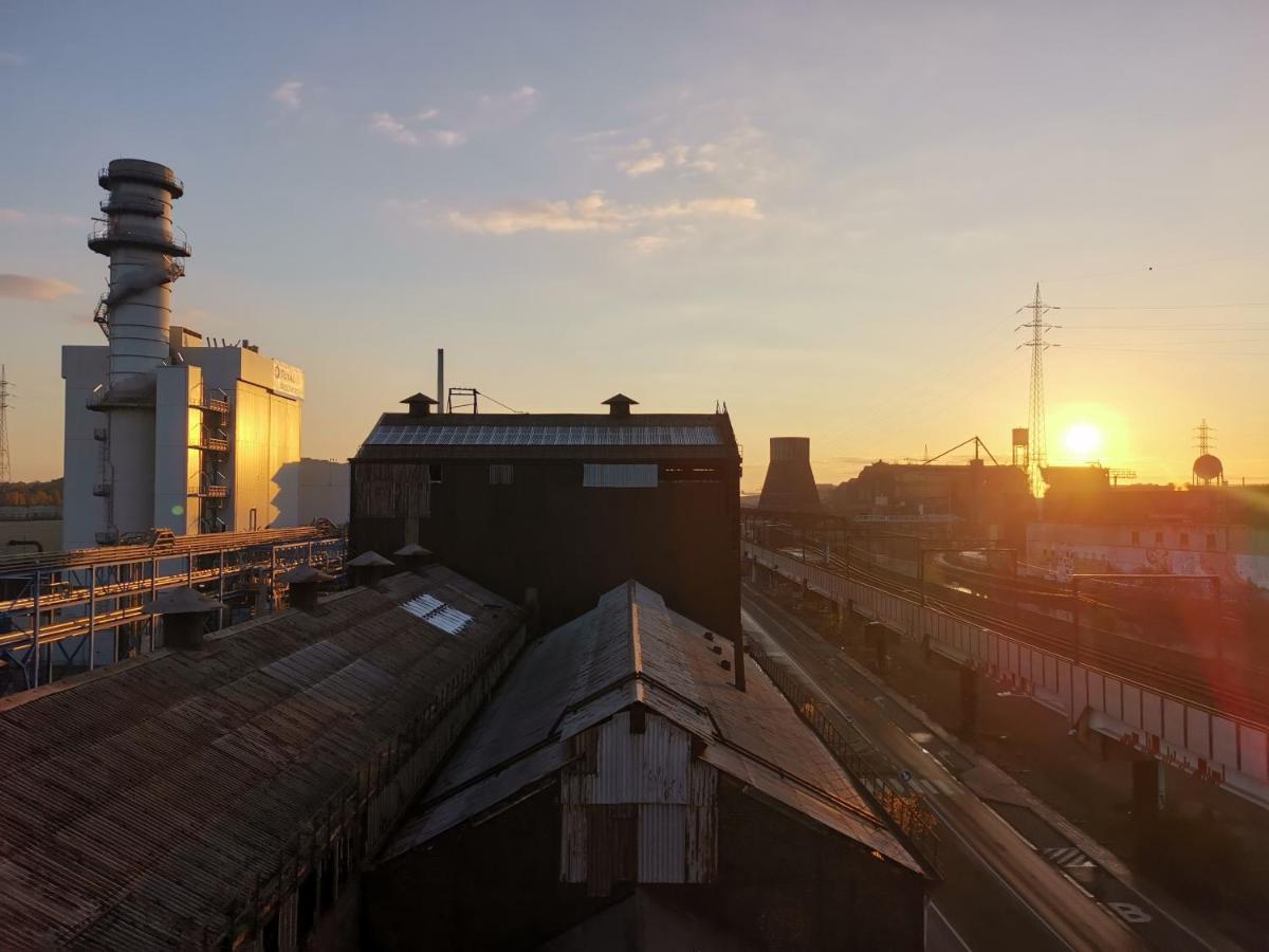 Ghostel 1St - Aventure Alternative - Guest House - Arts-Factory-Experience - For Artists, Makers And Open Minds - Attention, We Are Not A Hotel And Are Not Adapted For Everybody - Read Host Warnings Before Reservation - Www,Providence,Be Asbl Charleroi Kültér fotó