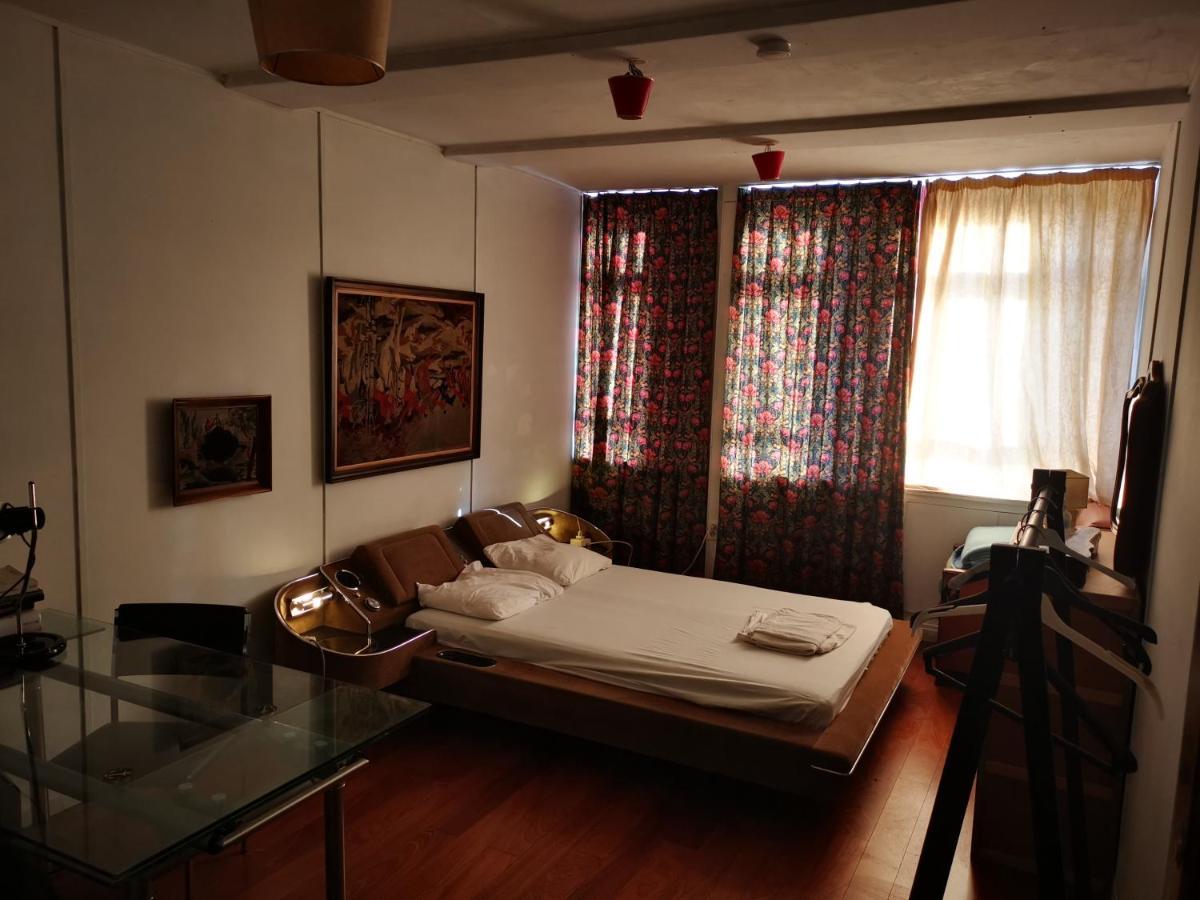 Ghostel 1St - Aventure Alternative - Guest House - Arts-Factory-Experience - For Artists, Makers And Open Minds - Attention, We Are Not A Hotel And Are Not Adapted For Everybody - Read Host Warnings Before Reservation - Www,Providence,Be Asbl Charleroi Kültér fotó