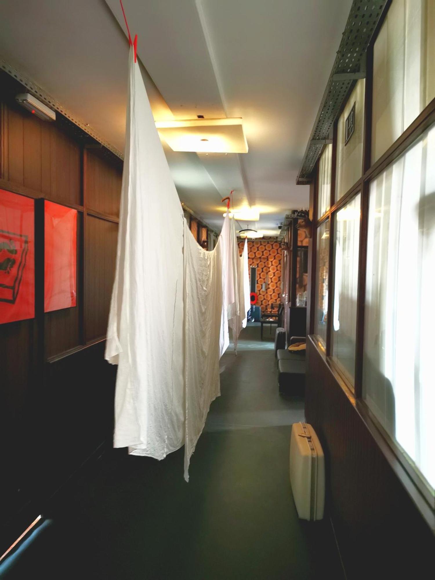 Ghostel 1St - Aventure Alternative - Guest House - Arts-Factory-Experience - For Artists, Makers And Open Minds - Attention, We Are Not A Hotel And Are Not Adapted For Everybody - Read Host Warnings Before Reservation - Www,Providence,Be Asbl Charleroi Kültér fotó